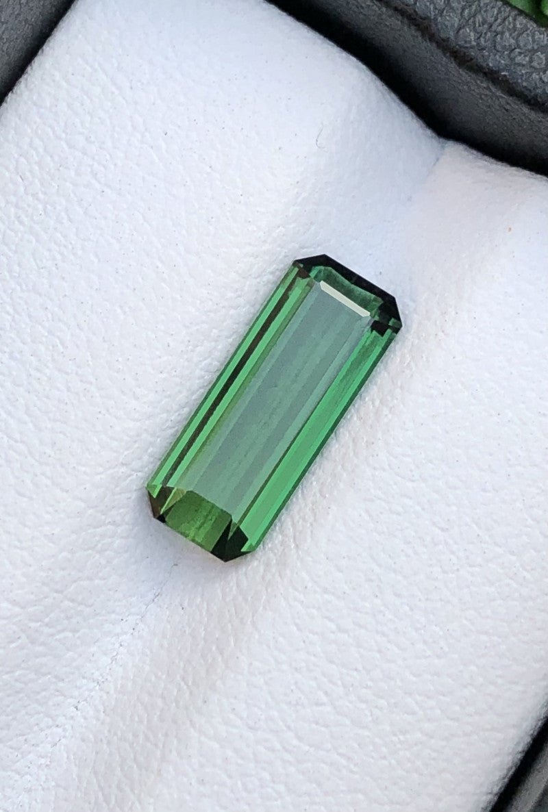 Blue - Green Tourmaline - 2.50 ct (Top Quality)