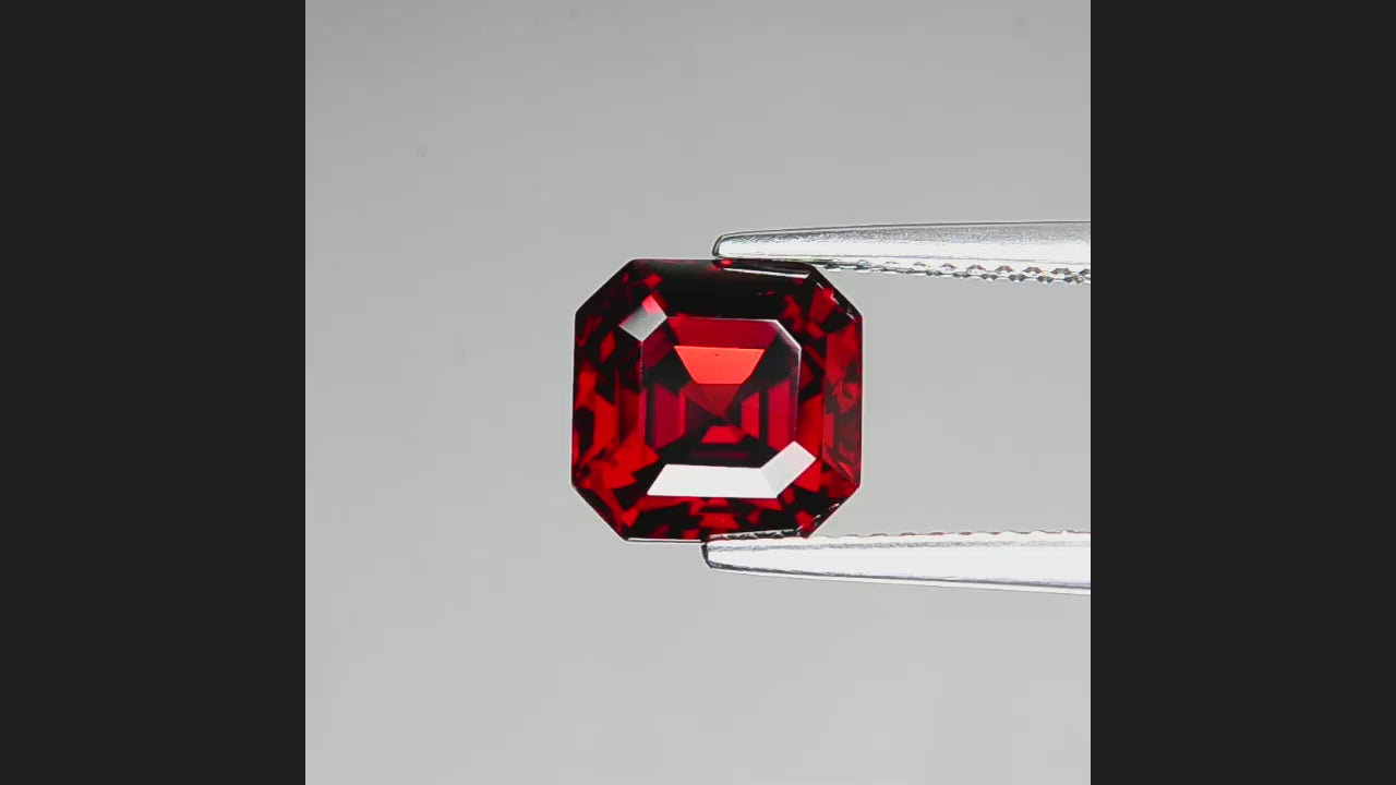 Natural umbalite garnet, 4.71 carats, Asscher cut, VVS clarity, untreated, vivid red gemstone