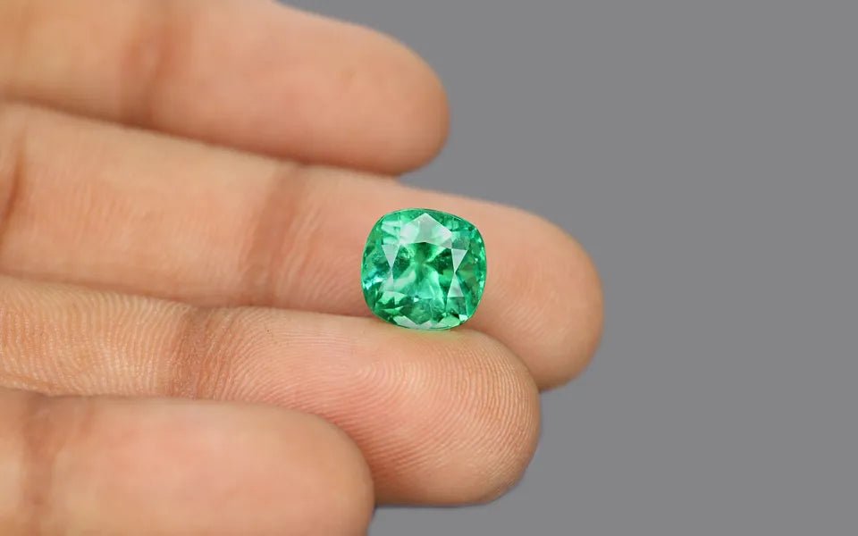 Colombia Emerald - 3.91 ct