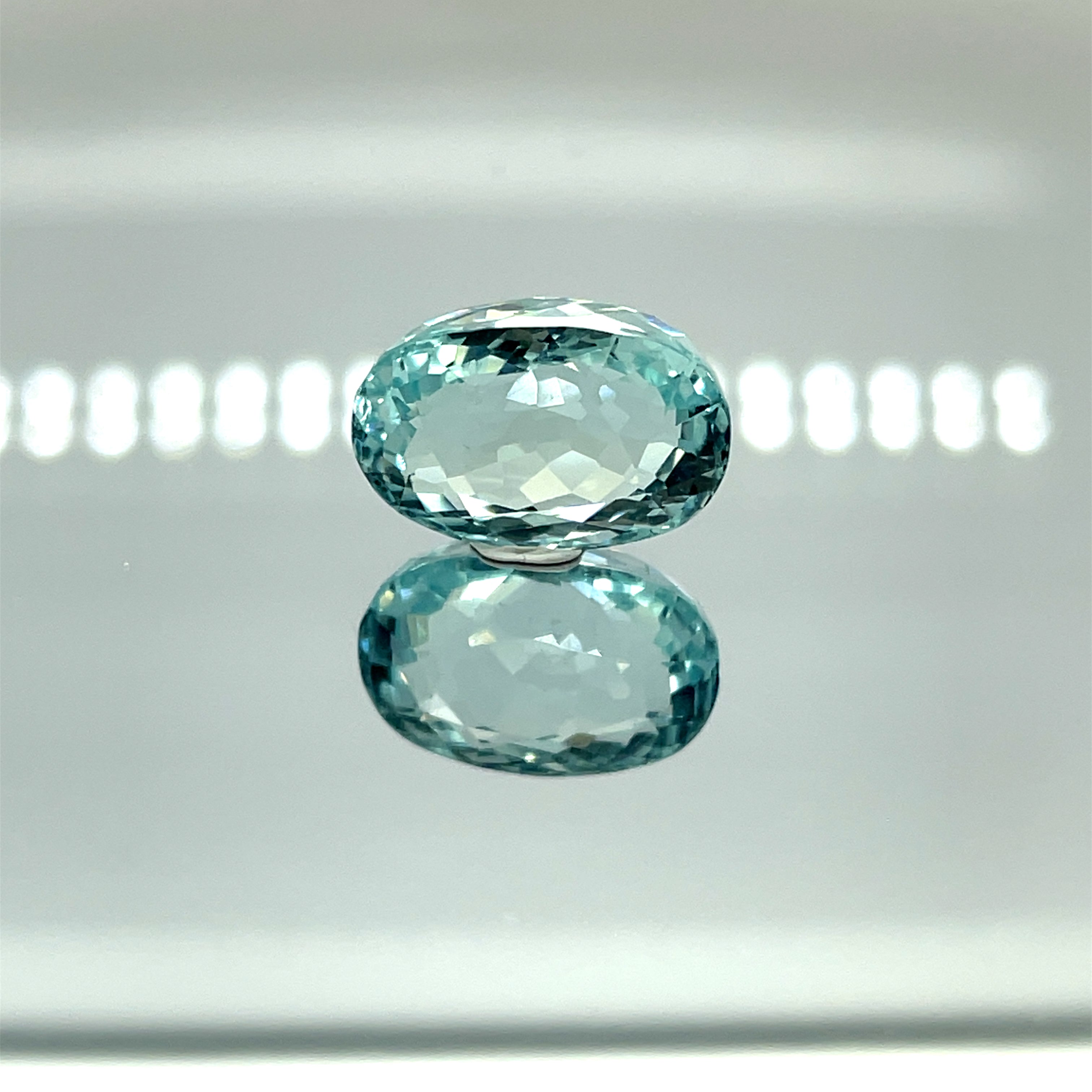 Natural Aquamarine 10.68 ct – Oval Cut, Untreated