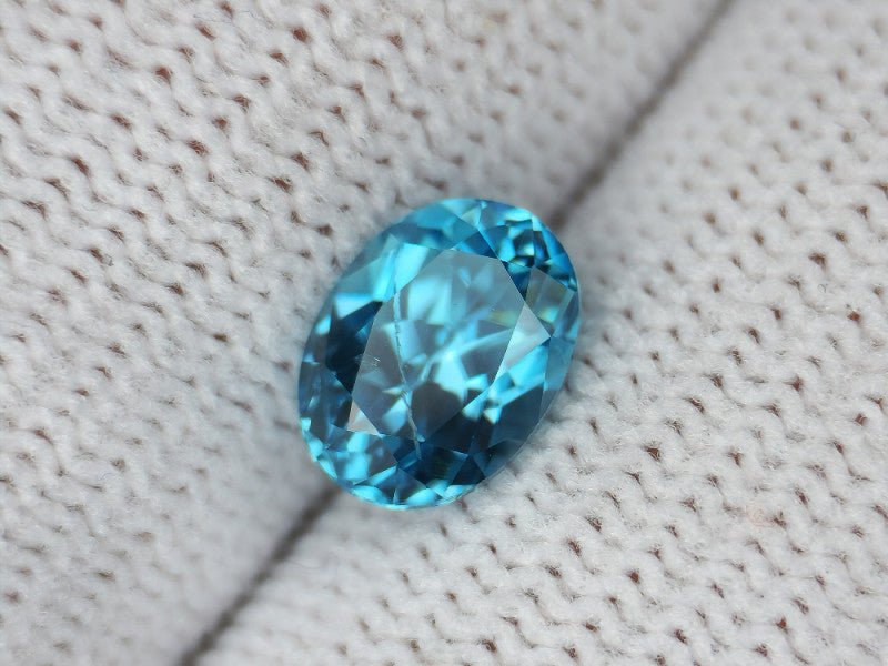 Natural Blue Zircon 2.14 ct – Oval Cut, Heated