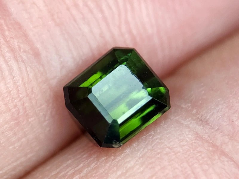 Natural Green Tourmaline 1.47 ct – Square Cut, Untreated