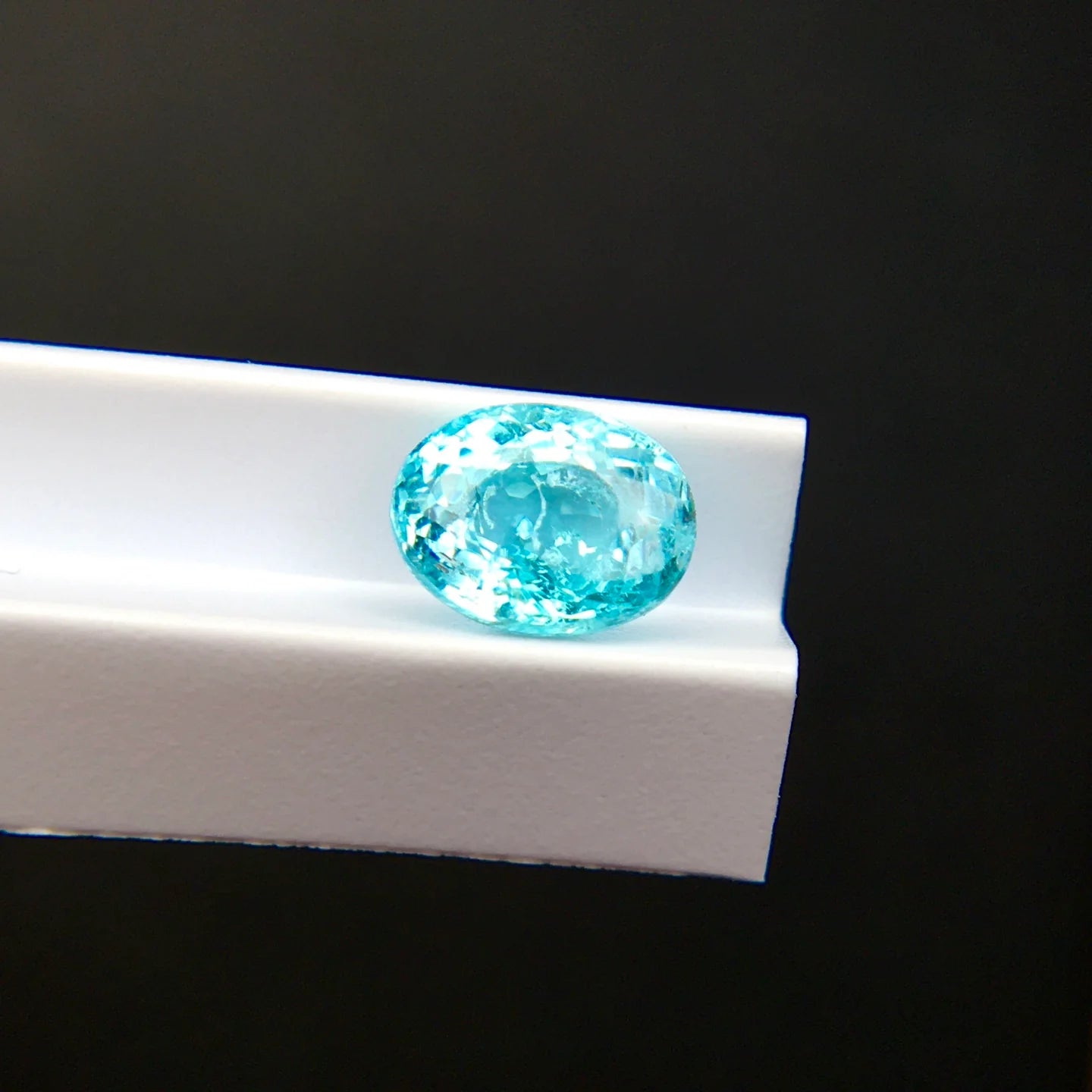 Natural Paraiba Tourmaline 0.90 ct – Oval Cut, AIGS Certified