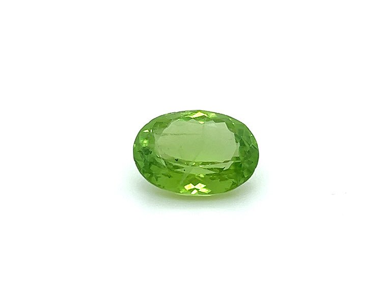 Natural Peridot 9.55 ct – Green, Oval Cut, Untreated