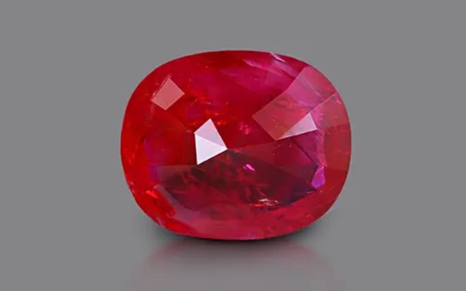 Natural Ruby 4.24 ct – Vivid Red "Pigeon’s Blood", Oval Cut, Burma, GRS Certified