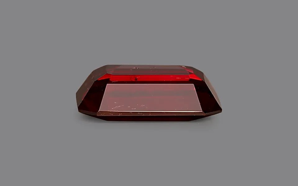 Natural Ruby 7.00 ct – Octagon Cut, Untreated, IGI Certified