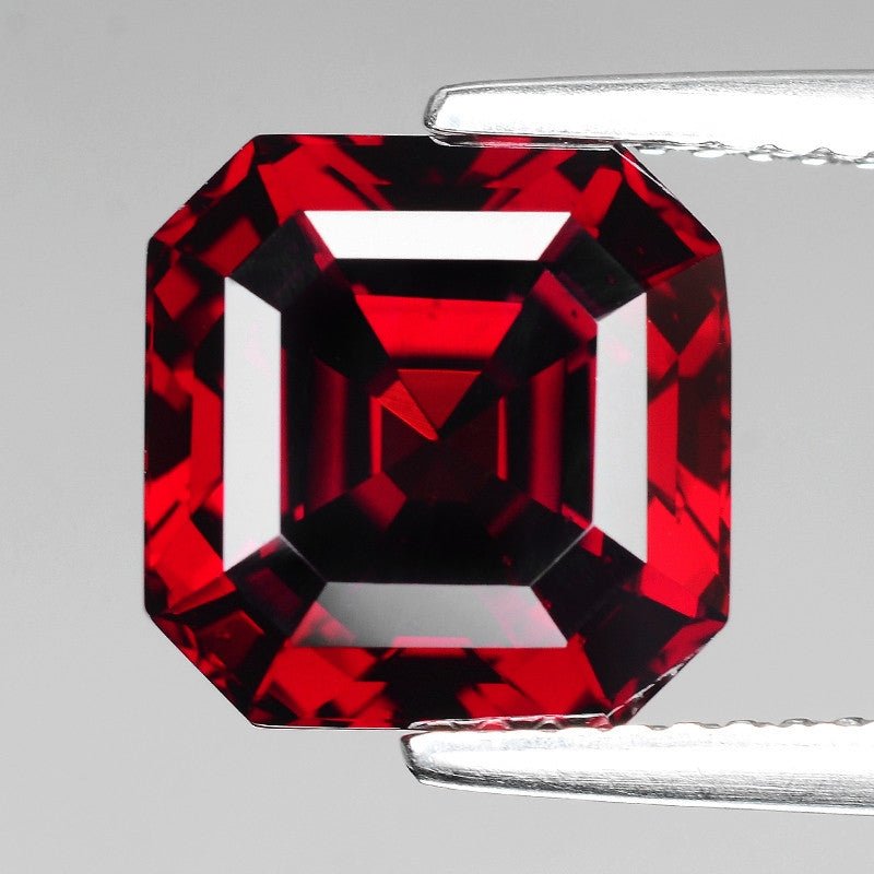 Natural Umbalite Garnet 6.07 ct – Asscher Cut, Untreated