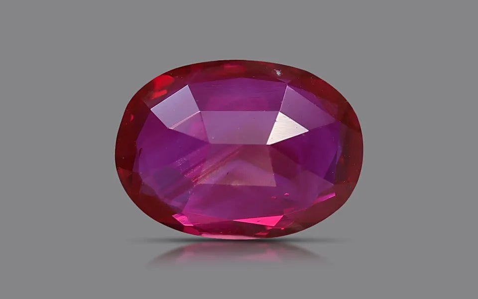 Pigeon Blood Burma Ruby - 2.72 ct