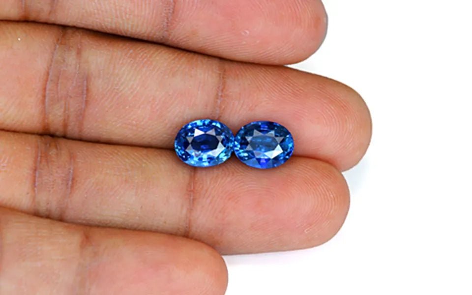 Royal Blue Sapphire pair 6.16 ct