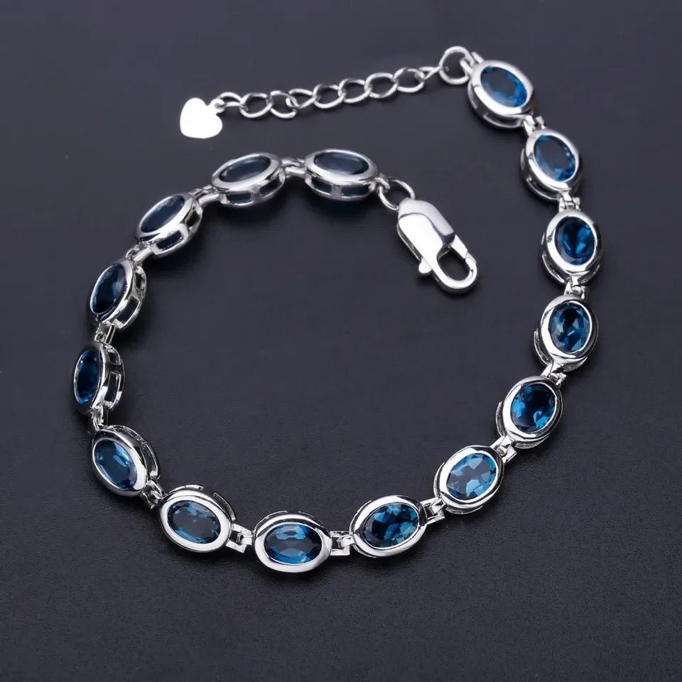 Silver 15.00 ct Topaz Bracelet
