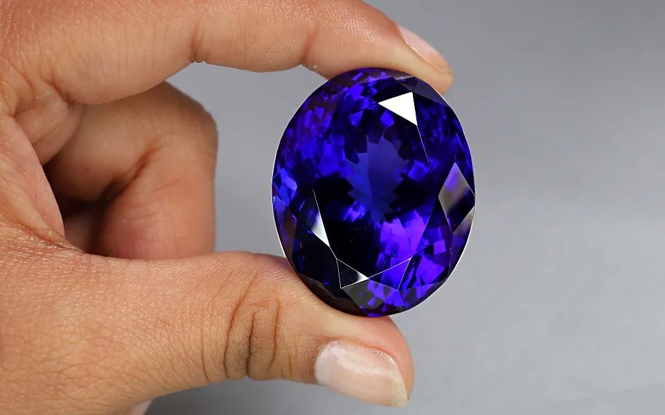 Tanzanite 147.06 ct – Oval Cut, Natural, Lab Certified