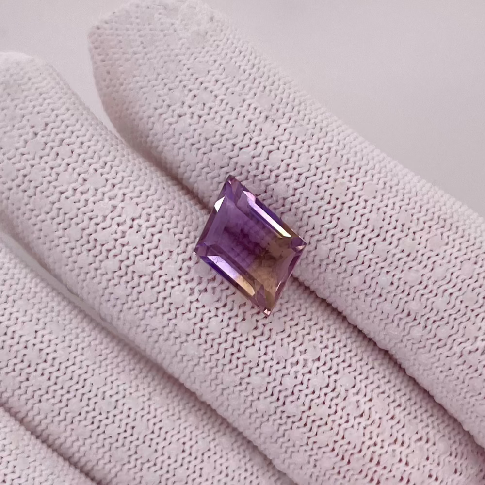 Natural Ametrine 6.55 carats, lozenge cut, purple and yellow bi-color gemstone, untreated